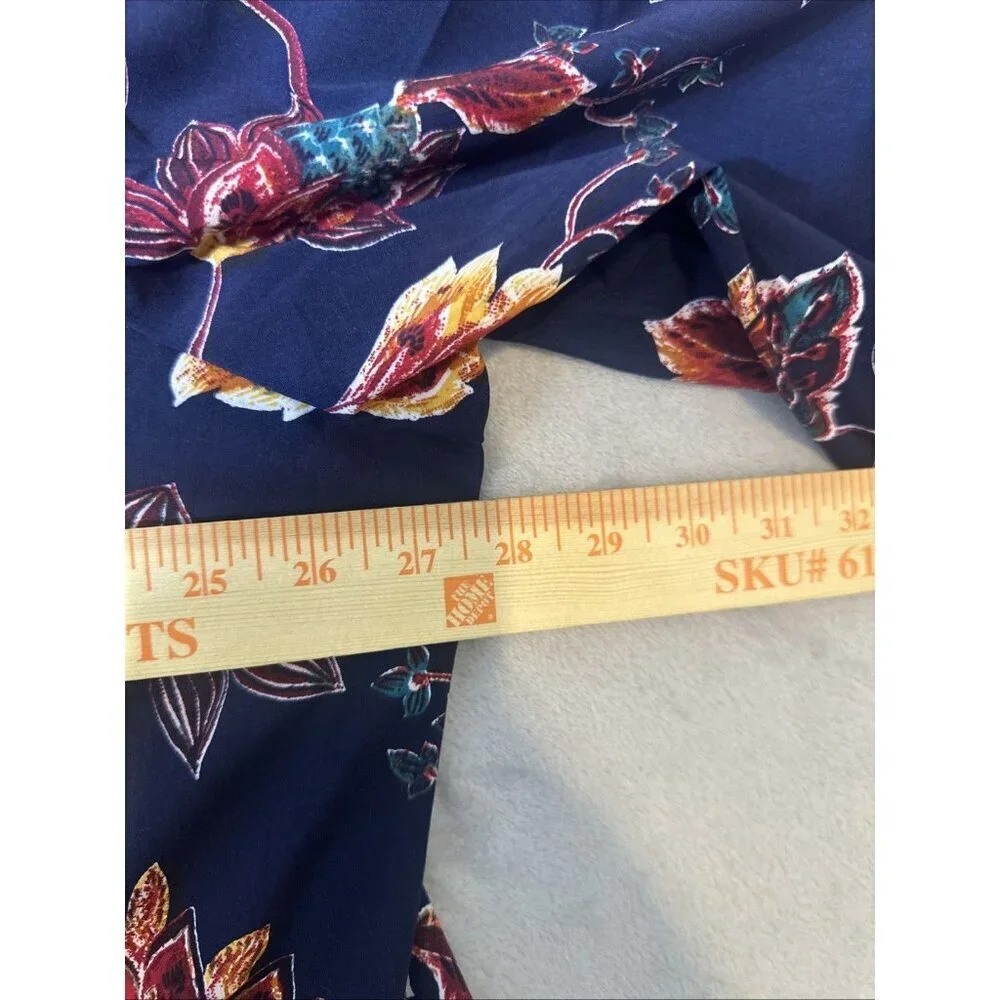Catherines 3X Blouse Navy Multicolor Leaf Print Stretch Button Front 3/4 Sleeve - Picture 7 of 10